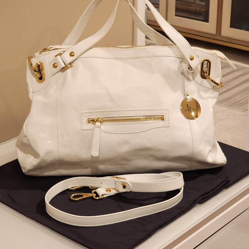 Brand New!! BEVINI: Italian Light Weight  Cararra White Leather bag